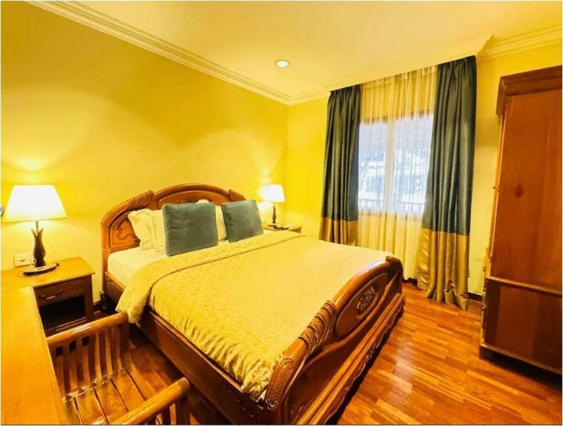 Cyberview Resort & Spa Cyberjaya Bagian luar foto A bedroom at the hotel