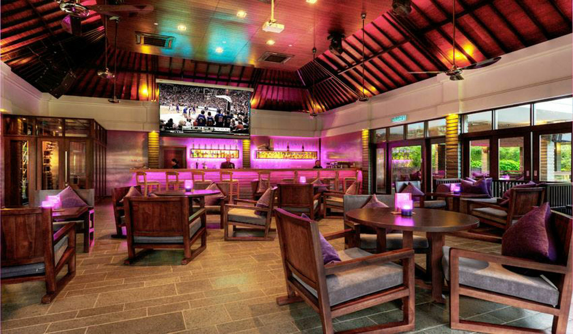 Cyberview Resort & Spa Cyberjaya Bagian luar foto The interior of the bar